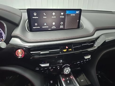 Used 2022 Acura MDX Type S AWD/4WD image 25