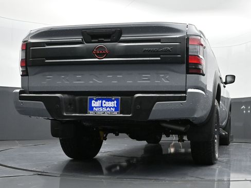 Used 2025 Nissan Frontier PRO-4X image 30