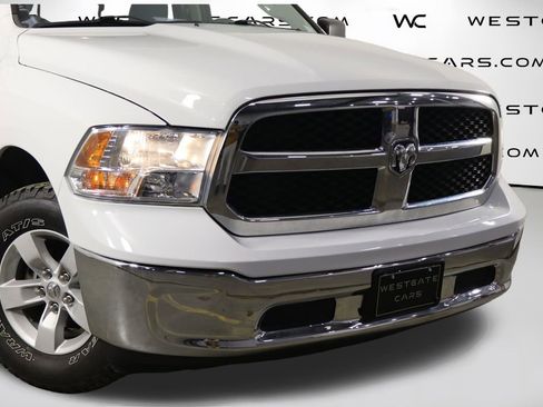 Used 2019 RAM 1500 Classic SLT image 39