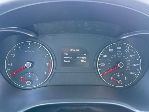 Used 2018 Kia Optima LX FWD image 26