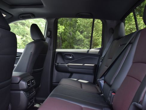 New 2026 Honda Ridgeline Black Edition image 14