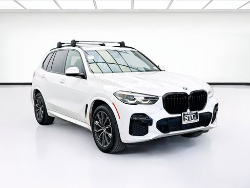 Used 2023 BMW X5 sDrive40i w/ M Sport Package RWD image 3