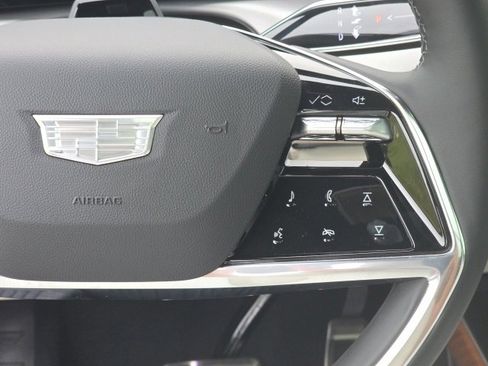 New 2026 Cadillac Vistiq Sport w/ LPO, Floor Liner Package image 24