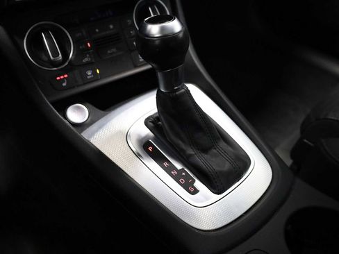 Used 2018 Audi Q3 2.0T Premium Plus w/ Premium Plus Package image 27