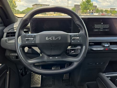 Certified 2024 Kia EV9 GT-Line AWD/4WD image 22