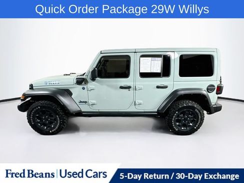 Used 2023 Jeep Wrangler Unlimited w/ Cold Weather Group AWD/4WD image 5