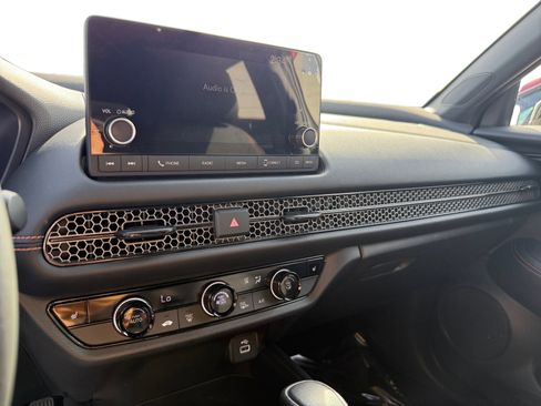 Used 2023 Honda HR-V Sport image 12