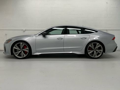Used 2023 Audi RS 7 Sportback w/ Carbon Optic Package AWD/4WD image 3