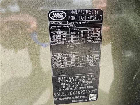 Used 2024 Land Rover Defender 110 S AWD/4WD image 13