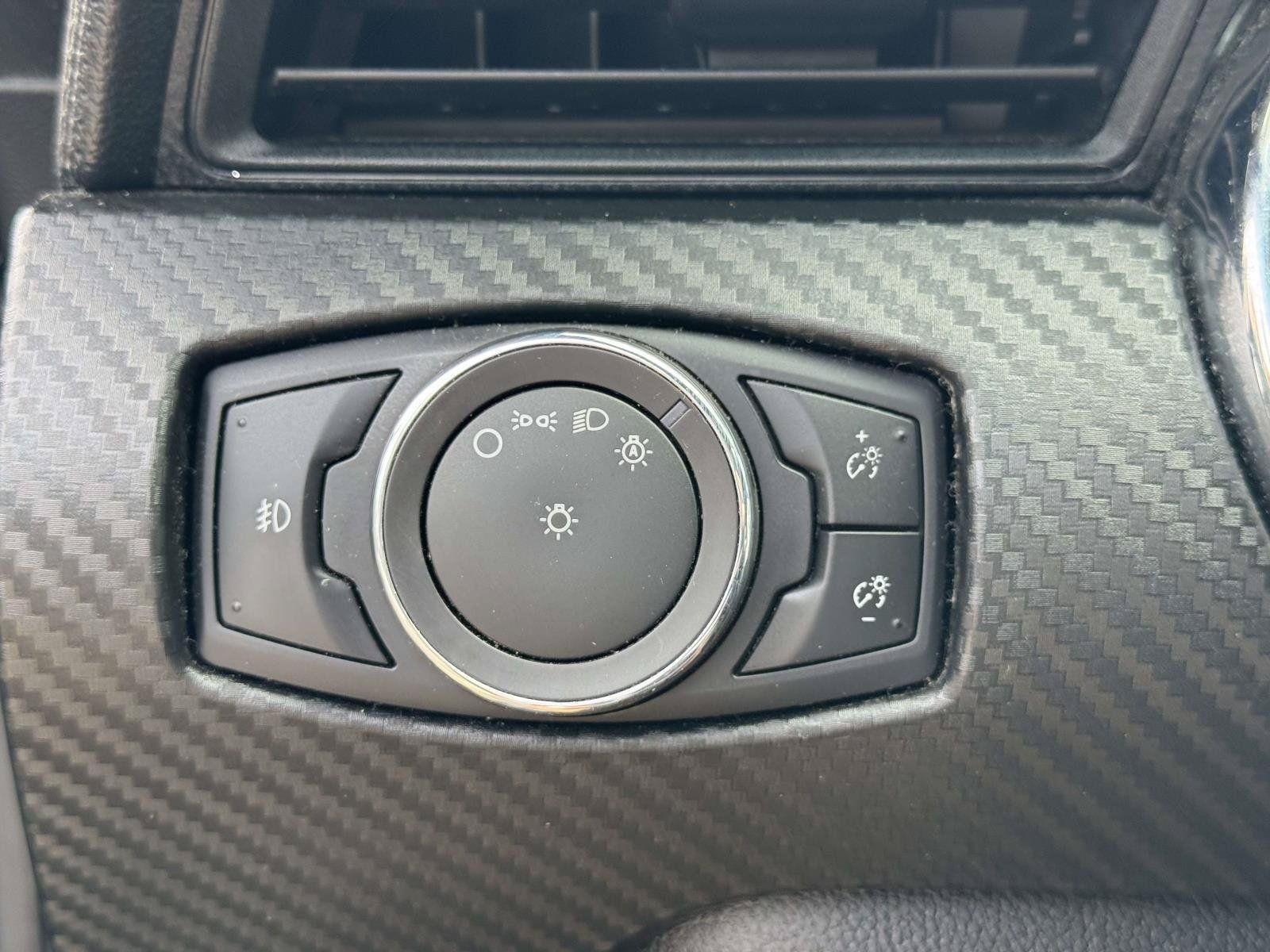 Used 2015 Ford Mustang Convertible w/ Equipment Group 051A RWD image 15