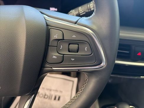 Used 2024 Buick Encore GX Avenir AWD/4WD image 19