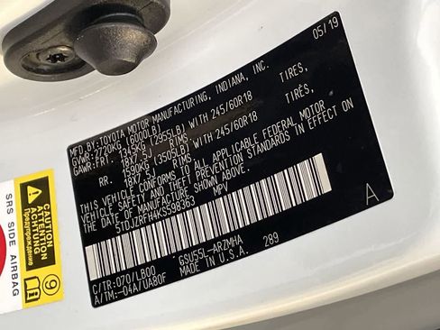 Used 2019 Toyota Highlander XLE image 35