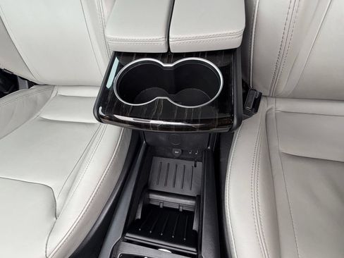 Used 2016 Tesla Model S 75 RWD image 26
