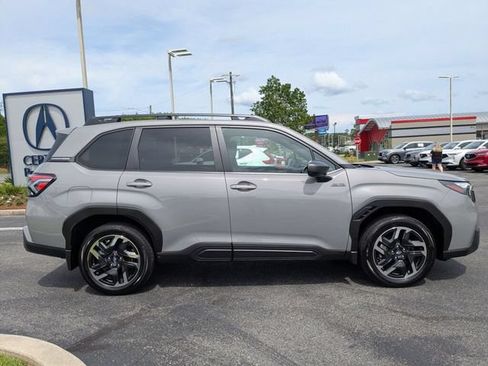 Used 2025 Subaru Forester Premium w/ Protection Package (1PH) AWD/4WD image 7