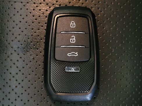 Used 2019 Kia Sorento EX FWD image 32