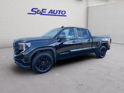Used 2024 GMC Sierra 1500 Pro w/ Graphite Edition