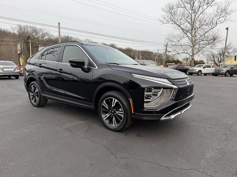 Used 2023 Mitsubishi Eclipse Cross SE image 4