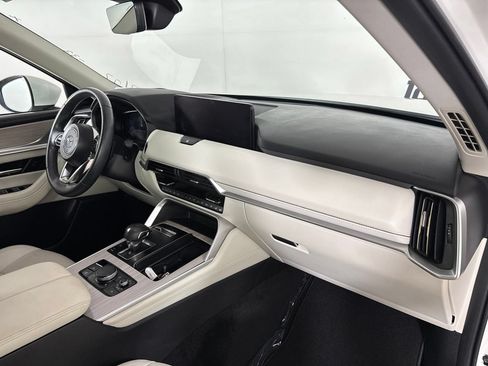 Used 2024 MAZDA CX-90 Plug-In Hybrid w/ Premium Plus AWD/4WD image 30