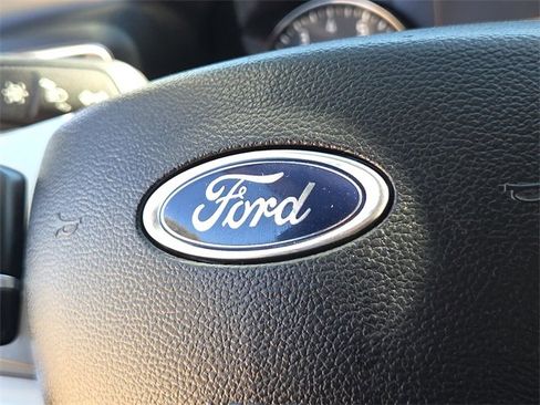 Used 2022 Ford Explorer XLT w/ Equipment Group 202A image 24