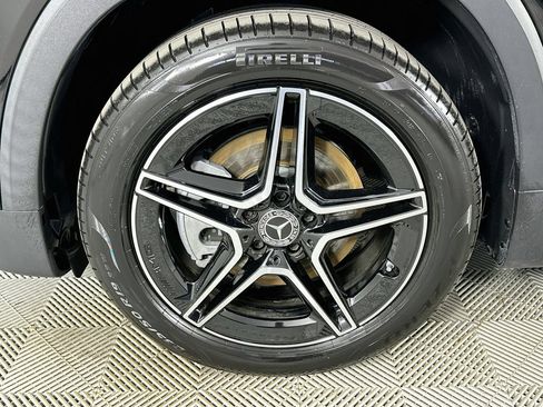 Certified 2023 Mercedes-Benz GLB 250 image 30