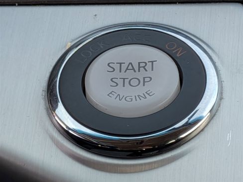 Used 2012 Nissan Murano S image 21