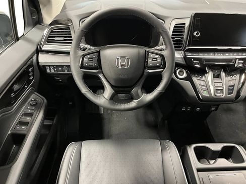 New 2026 Honda Odyssey Elite image 24