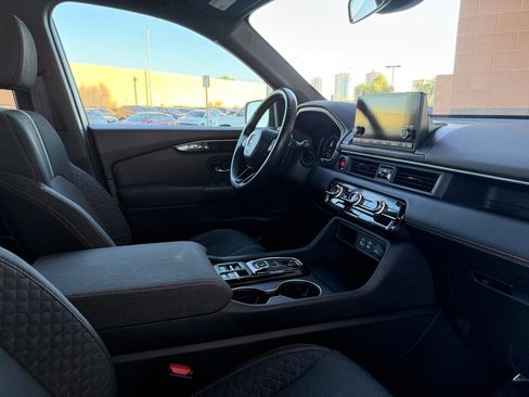 Used 2023 Honda Pilot Sport image 38