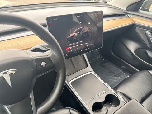 Used 2022 Tesla Model 3 Performance image 19