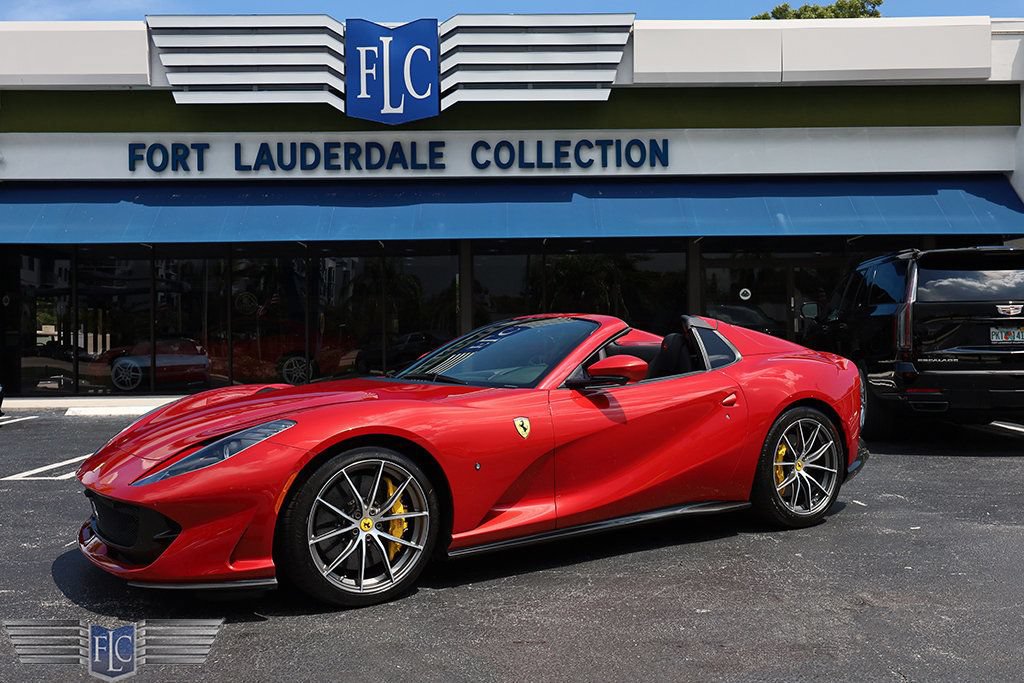 Used 2021 Ferrari 812 GTS RWD image 1