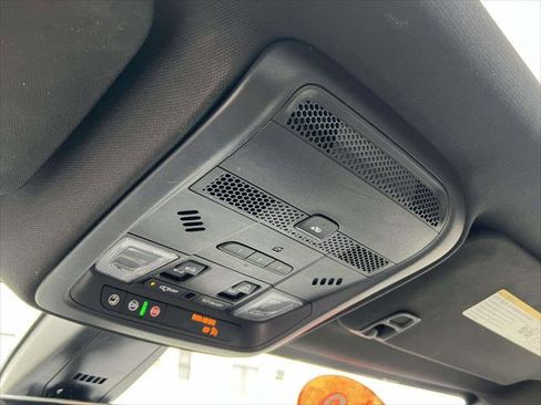 Certified 2022 Cadillac XT5 Premium Luxury w/ Technology Package image 33