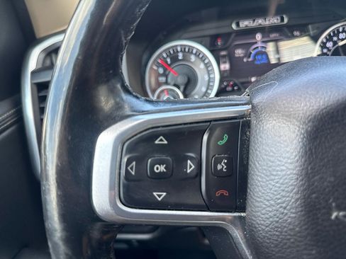 Used 2019 RAM 1500 Laramie AWD/4WD image 13