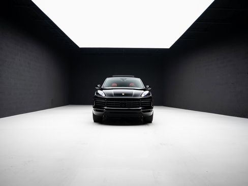 Used 2023 Porsche Cayenne S image 85