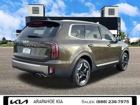 New 2025 Kia Telluride EX w/ EX Captain's Chair Package image 5