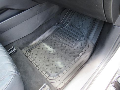 Used 2023 Mitsubishi Outlander SEL FWD image 27