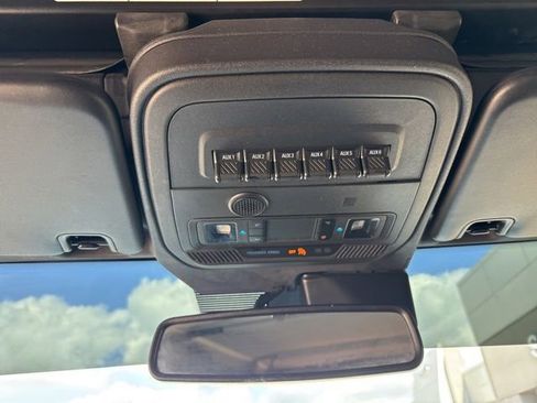 Used 2022 Ford Bronco Black Diamond AWD/4WD image 26