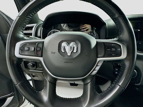 Used 2022 RAM 1500 Big Horn AWD/4WD image 11