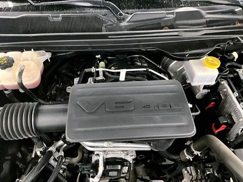 Used 2023 RAM 1500 Big Horn AWD/4WD image 32