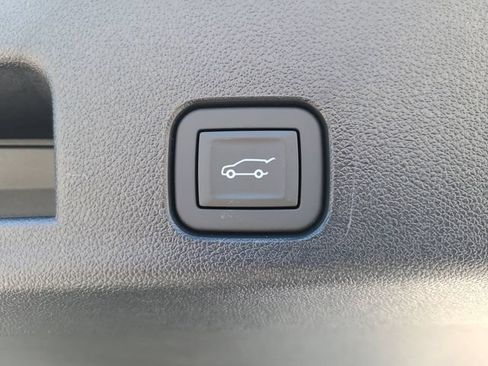 New 2026 Chevrolet Traverse LT FWD image 6