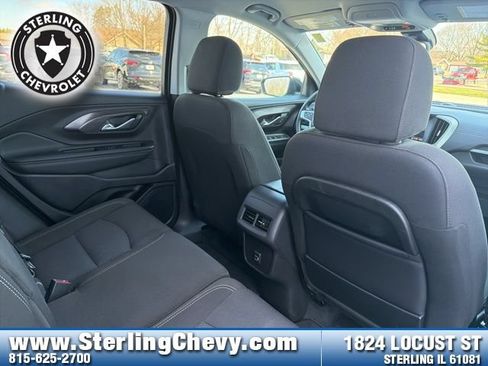 Used 2024 GMC Terrain SLE FWD image 18