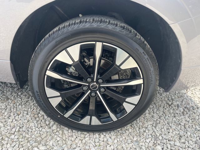 Used 2026 Volvo XC60 B5 Plus AWD/4WD image 19