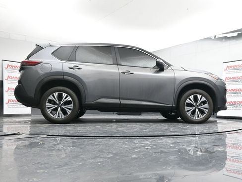 Used 2023 Nissan Rogue SV image 36
