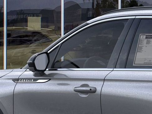 New 2026 Lincoln Corsair Premiere image 20