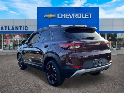 Used 2023 Chevrolet TrailBlazer LT w/ Convenience Package image 5