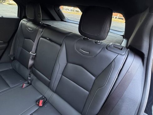 Used 2022 Cadillac XT4 Luxury w/ Cold Weather Package image 27