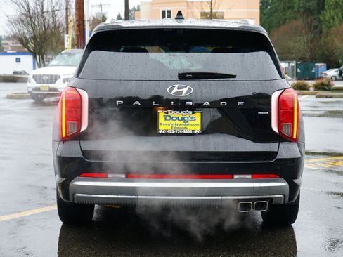 Used 2023 Hyundai Palisade Calligraphy image 6