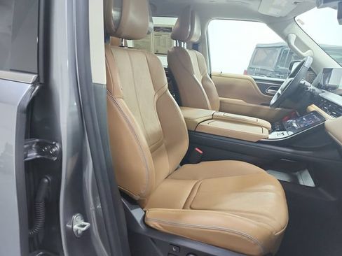 Used 2025 INFINITI QX80 Sensory AWD/4WD image 39