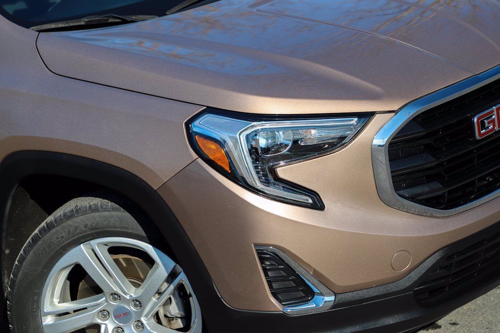 Used 2019 GMC Terrain SLE w/ Driver Convenience Package AWD/4WD image 2