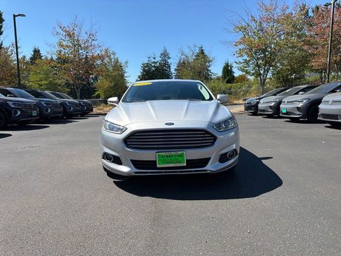 Used 2015 Ford Fusion Energi SE FWD image 3