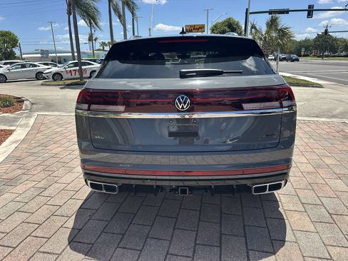 New 2026 Volkswagen Atlas Cross Sport SEL Premium R-Line AWD/4WD image 8