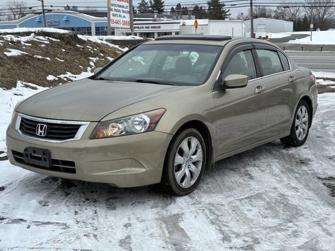 Used 2009 Honda Accord EX-L image 2